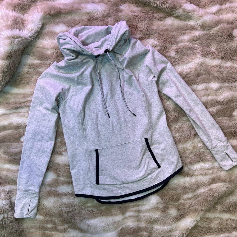 Women’s Athleta sweater